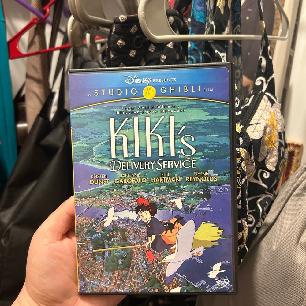 Kiki's Delivery Service DVD - Special edition with Bonus features